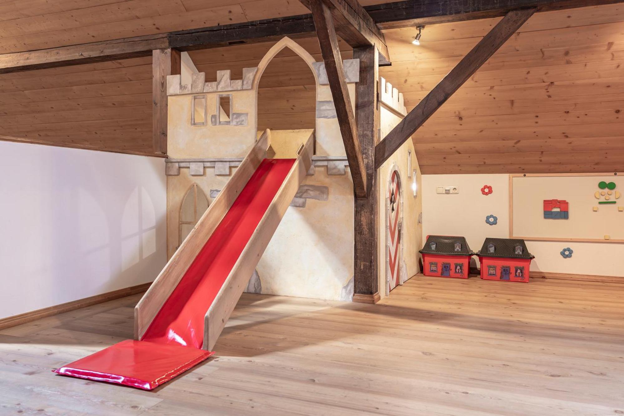 Aparthotel Ansitz Felsenheim Lermoos Esterno foto