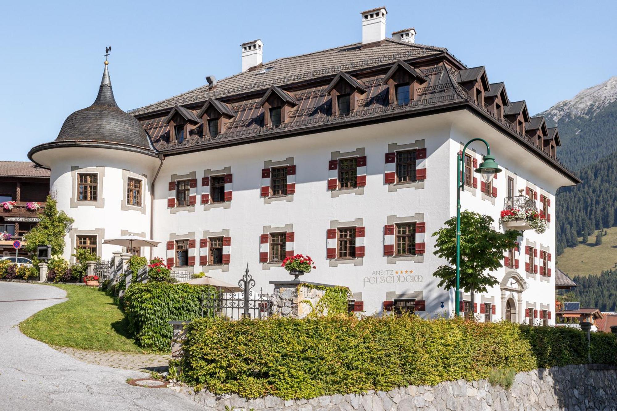 Aparthotel Ansitz Felsenheim Lermoos Esterno foto